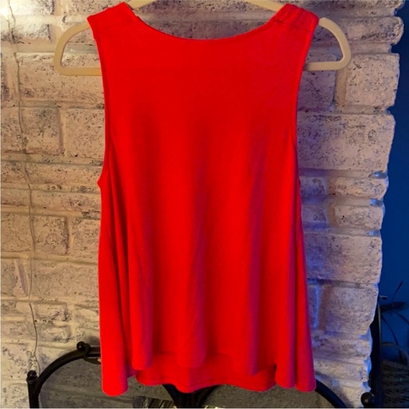 GAP Women’s Softspun Twist-Knot Tank Top in Color Rosehip Size Small - Picture 4 of 7